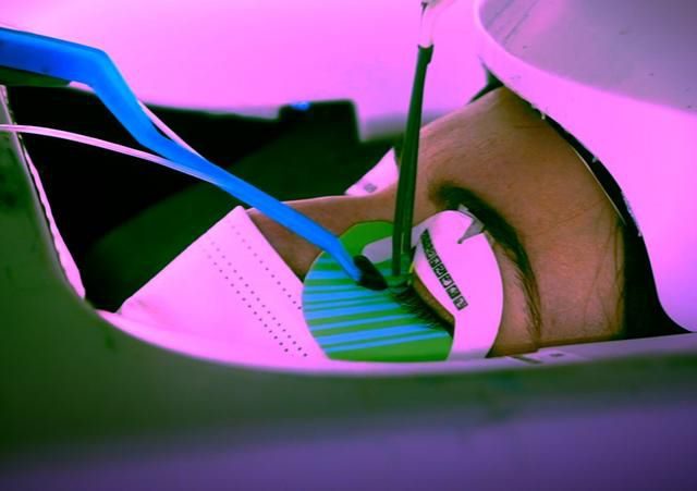Műszempilla építő robot | Barocco Beauty Bar szépségszalon Budapest